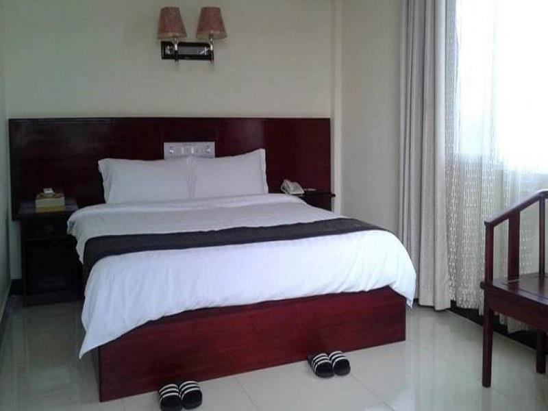 Golden Hill Hotel - Lashio Exterior foto