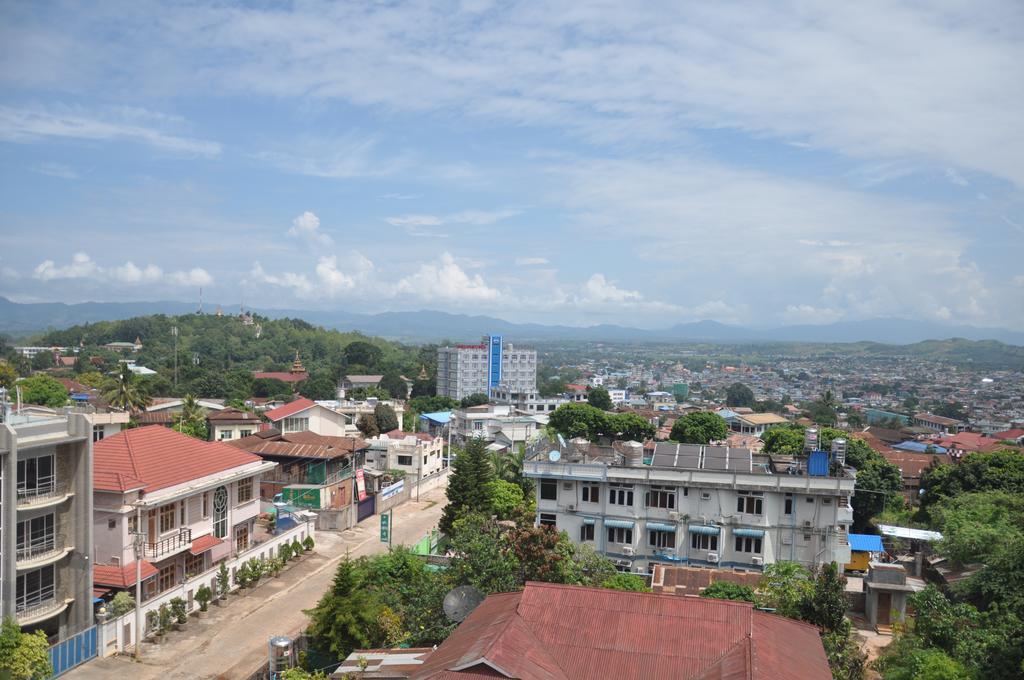 Golden Hill Hotel - Lashio Exterior foto